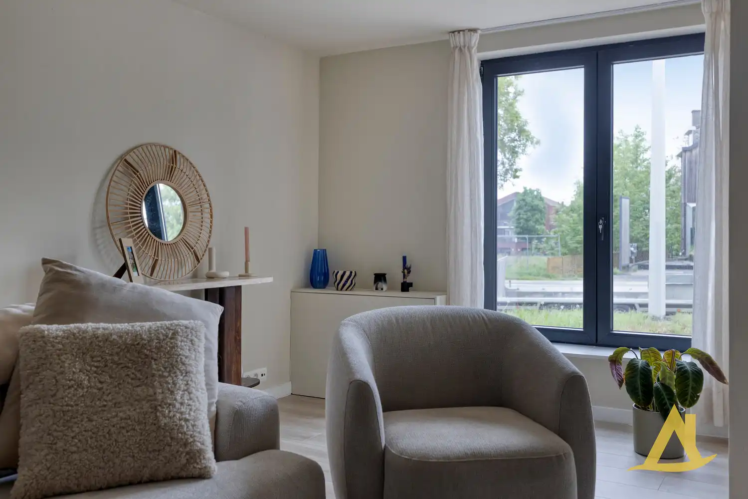 INSTAPKLARE, ENERGIEZUINIGE WONING, NABIJ HET CENTRUM VAN DIEST! foto 6