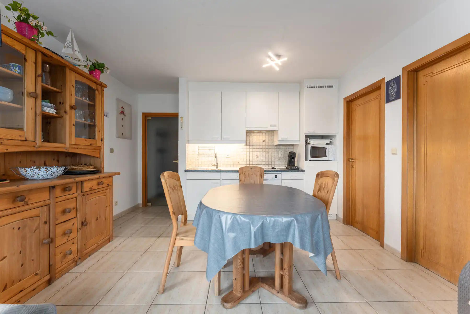 Gemeubeld 2-slaapkamer appartement TE HUUR in Koksijde foto 5