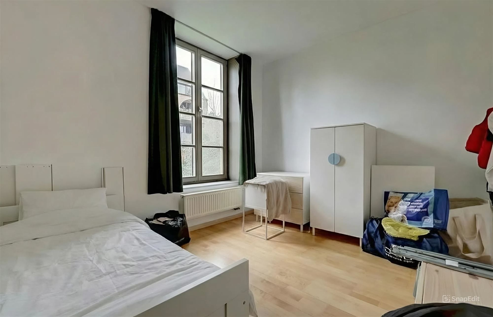 Appartement met twee slaapkamers en terras foto 16