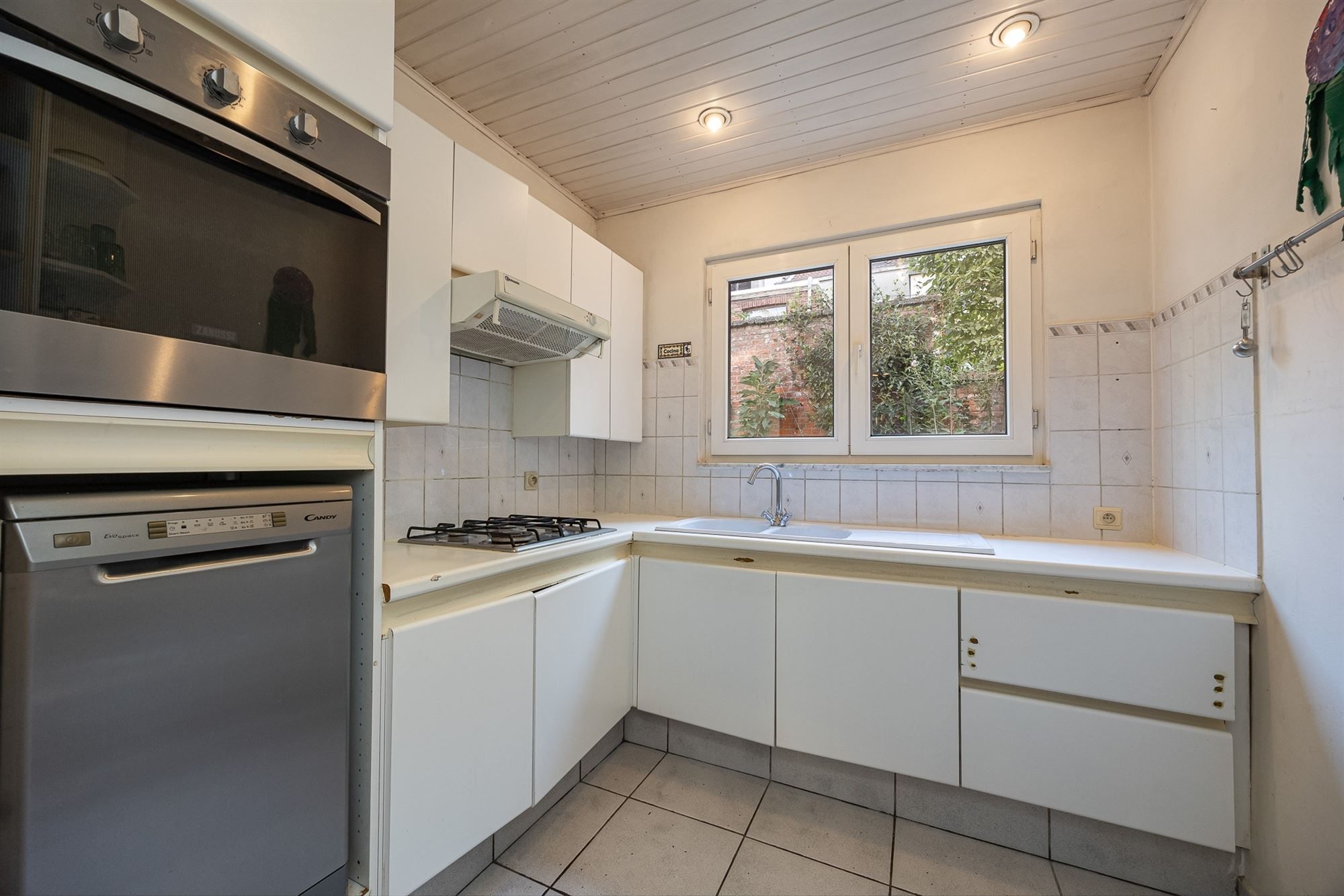 Gezellige woning met 4 slpk en een tuin in Antwerpen! foto 11