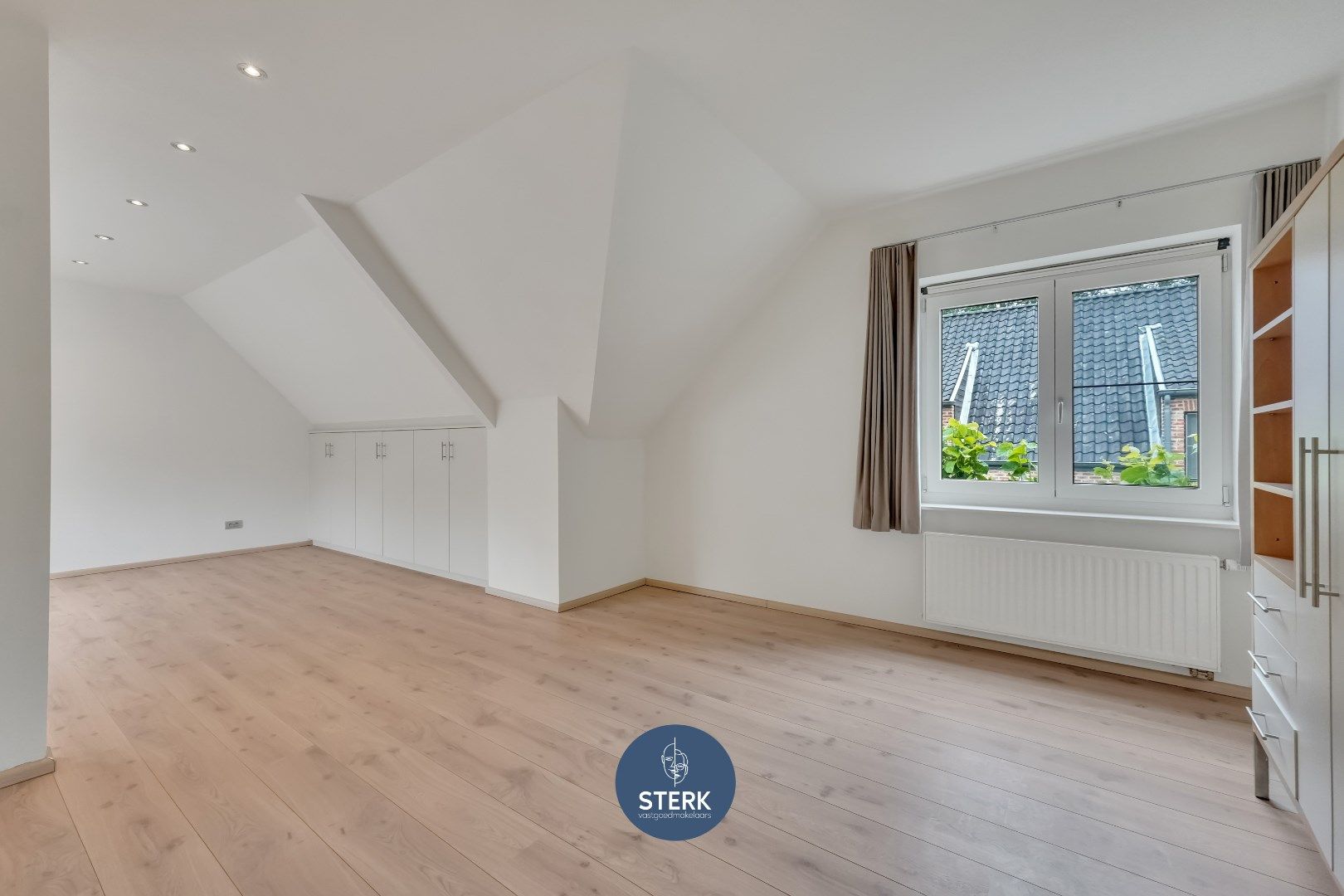 ROYALE GEZINSWONING IN EEN BOSRIJKE OMGEVING TE MAASMECHELEN !  foto 17