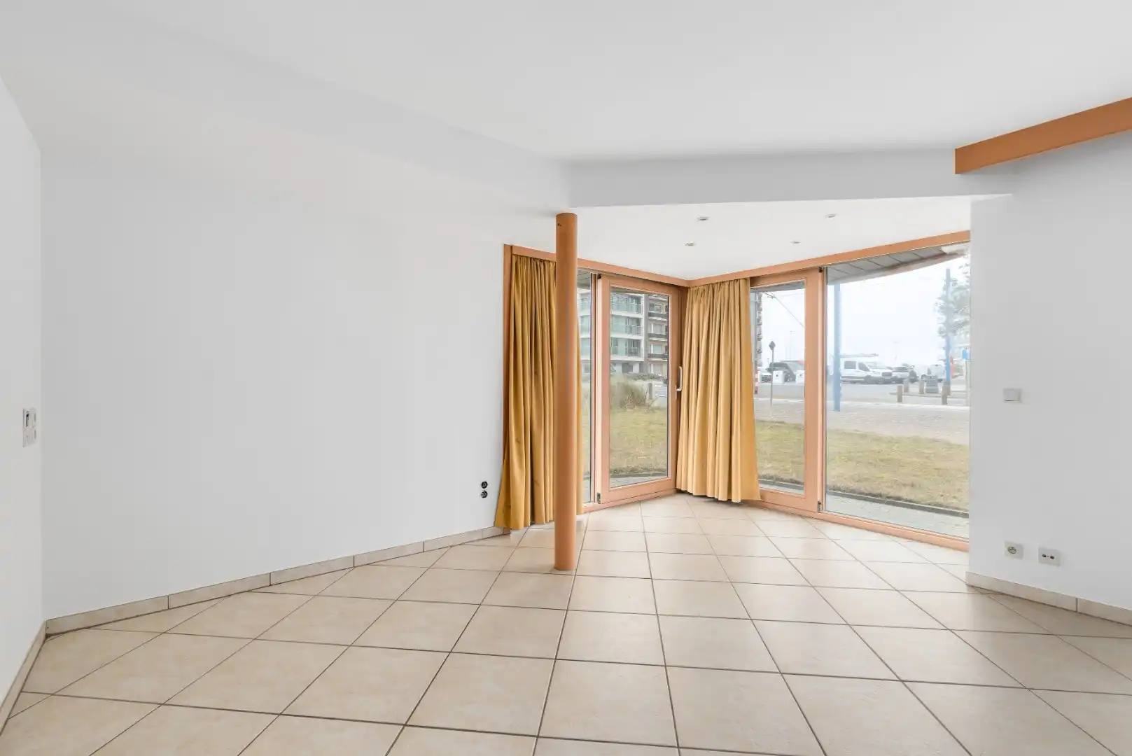 Gelijkvloers appartement met 2 slaapkamers en zeezicht  foto 3