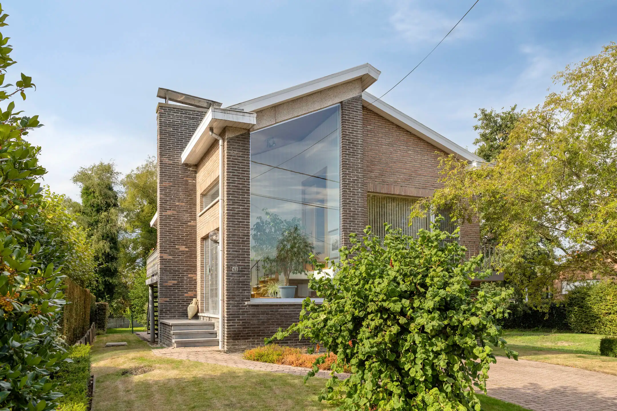 Perfect onderhouden woning met 3 slaapkamers op 8 are foto 3