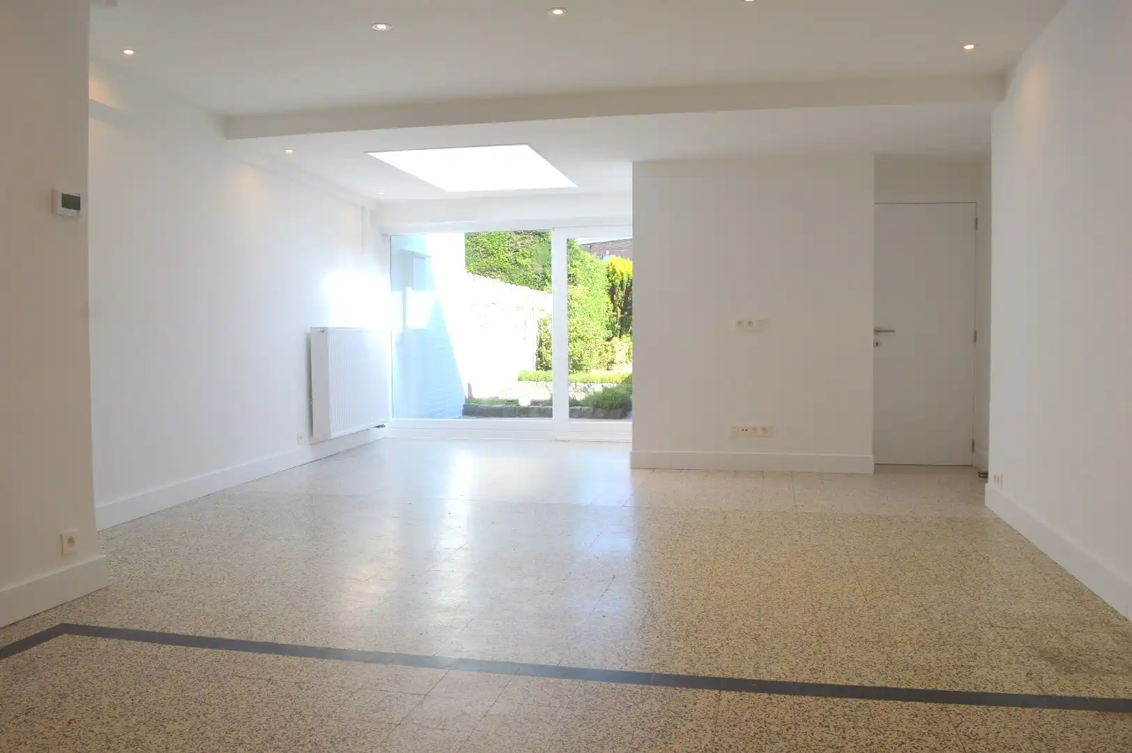 Gezellige woning met 2 slaapkamers en mooi stukje tuin te koop te Heule foto 4