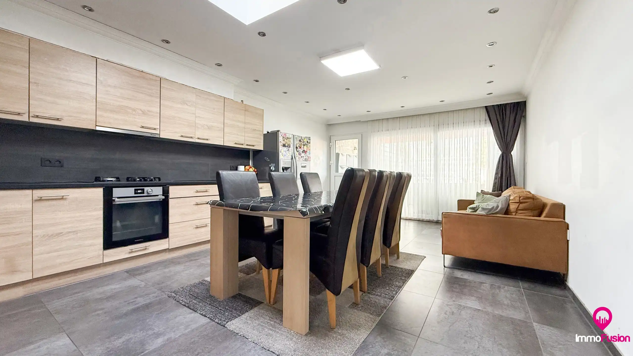 Praktische gezinswoning met 3 slpks op toplocatie in Heusden foto 16