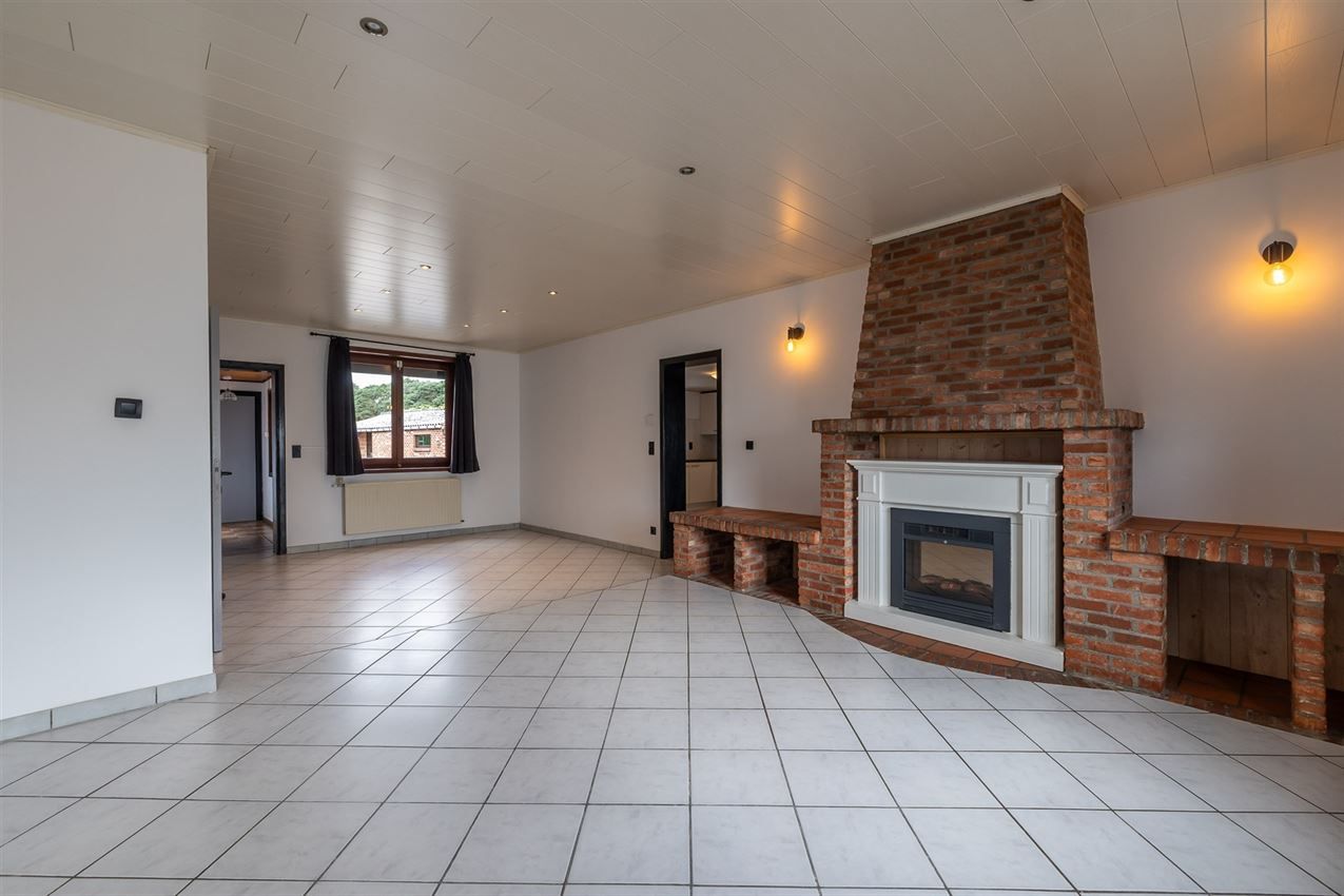 hoevewoning, 22a40ca, omgeven door agrarisch gebied foto 4