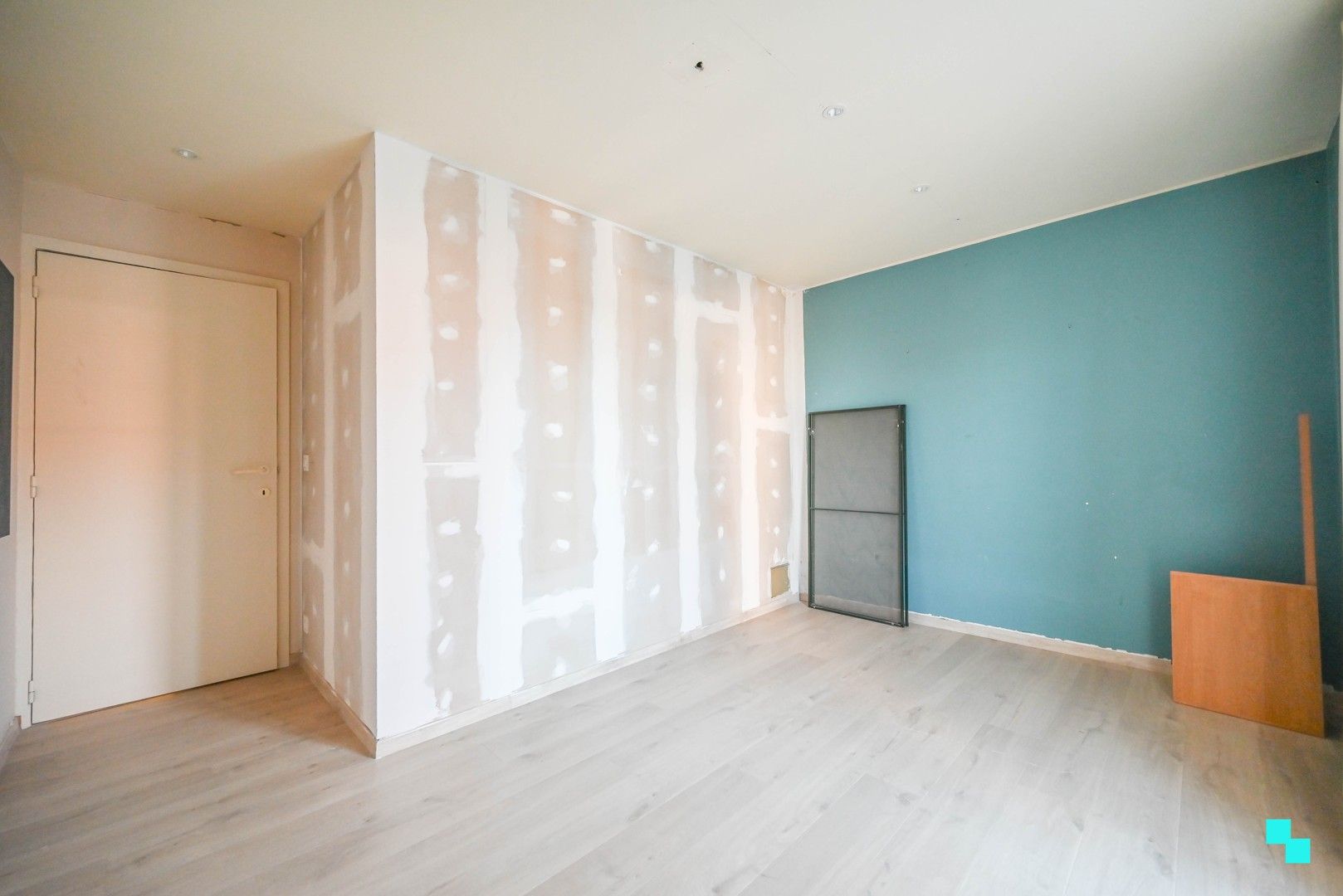Riante handelswoonst in Waregem foto 30
