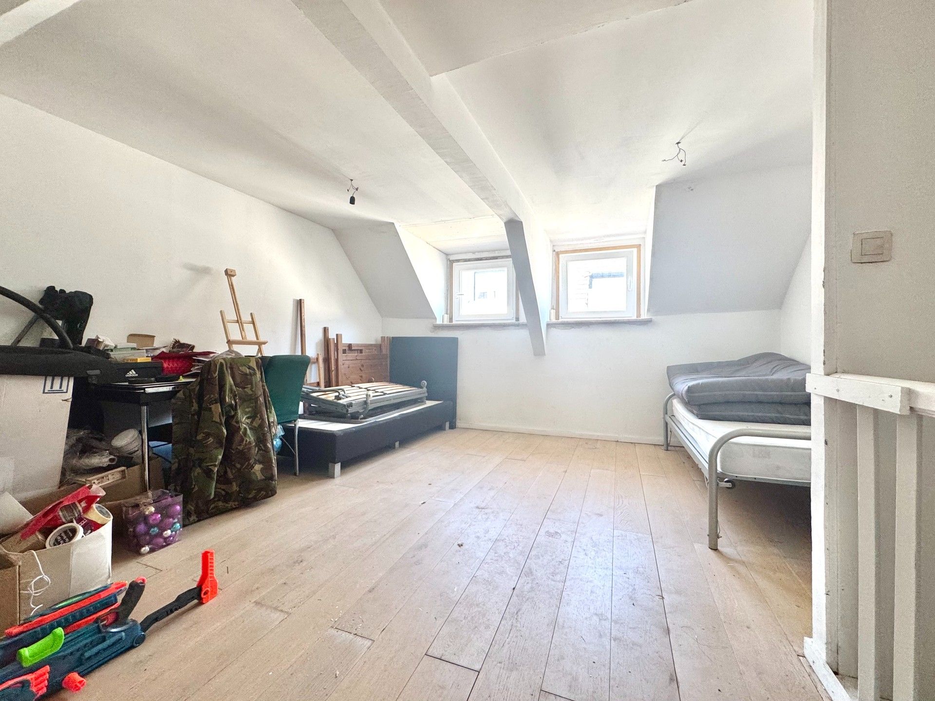 WONING MET 3 SLAAPKAMERS EN STADSTUIN foto 17