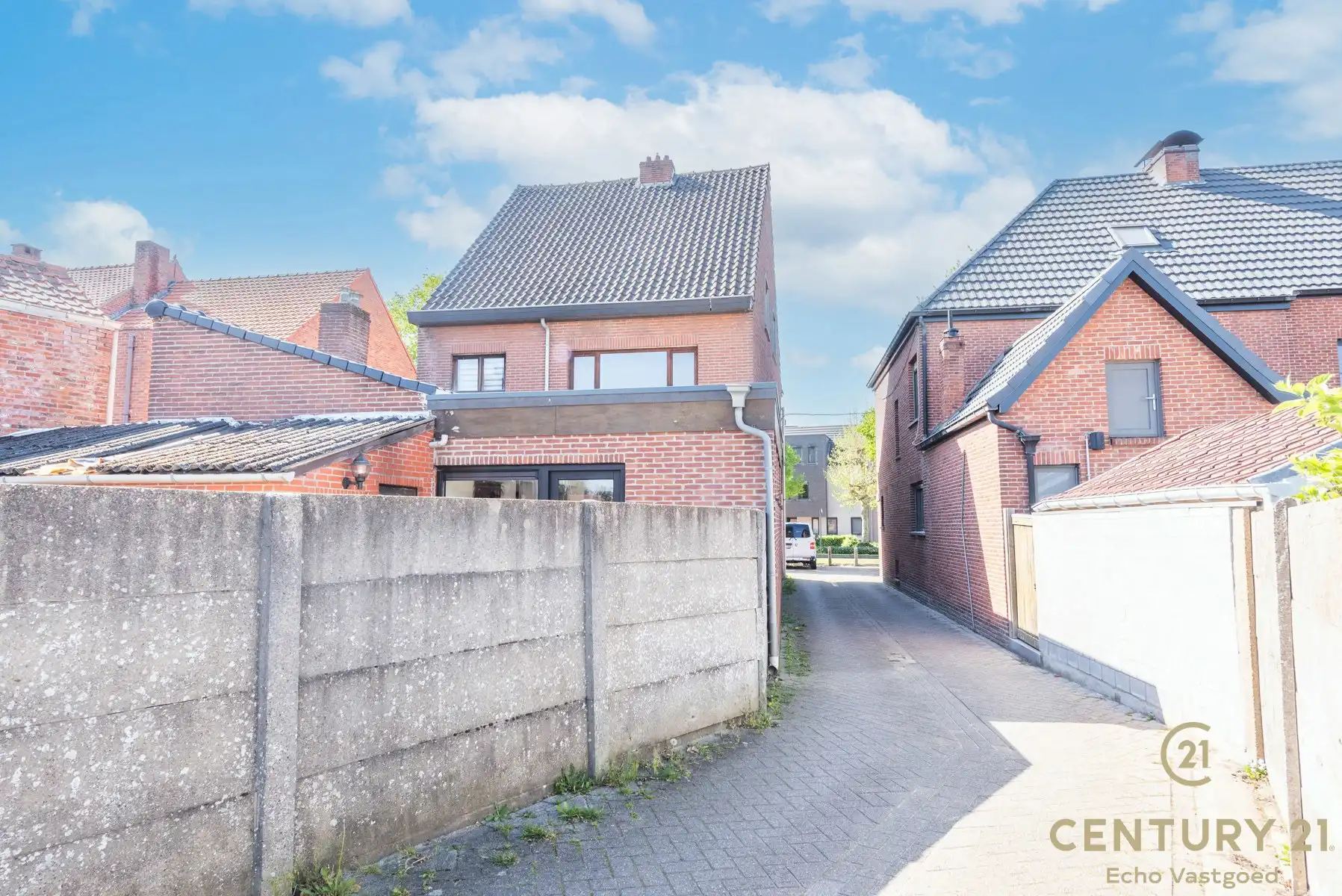 Veelzijdige en ruime centraal gelegen hoekwoning  foto 28