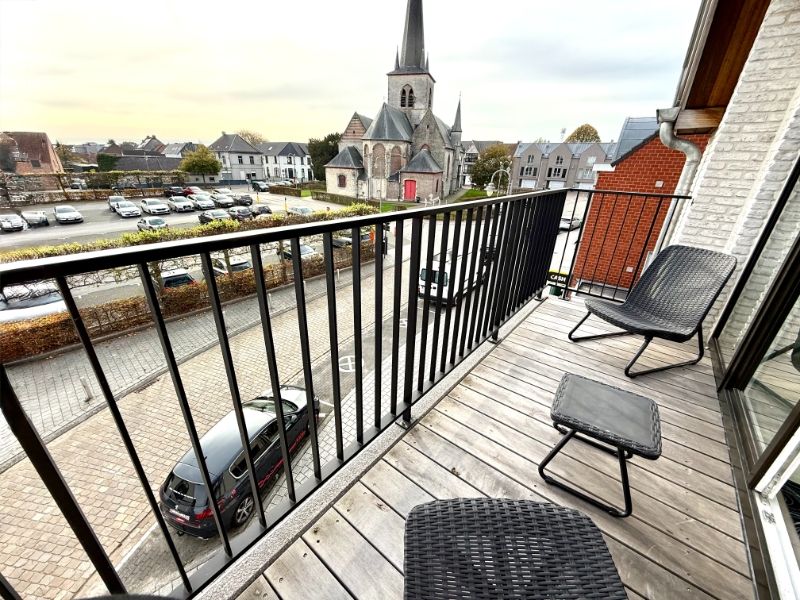 Recent duplex appartement met 2 slaapkamers en terras foto 21