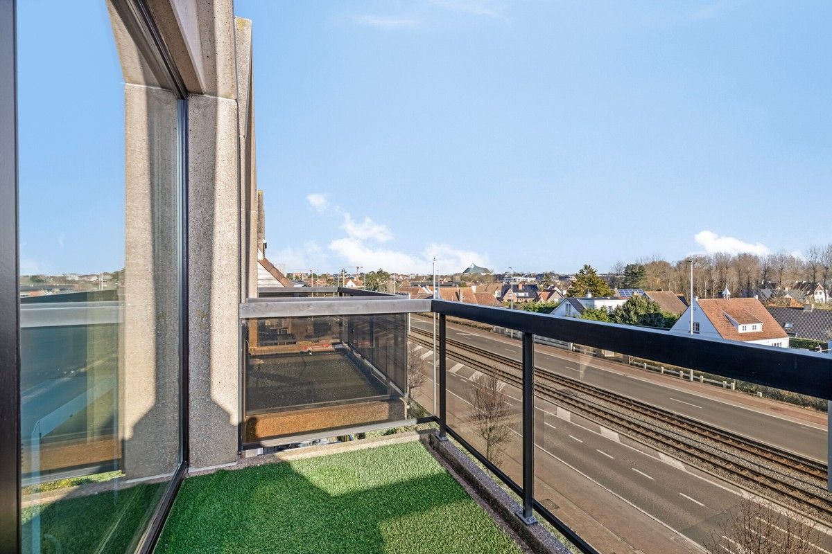 Ruim appartement met drie slaapkamers, twee terrassen en parking te koop! foto 21