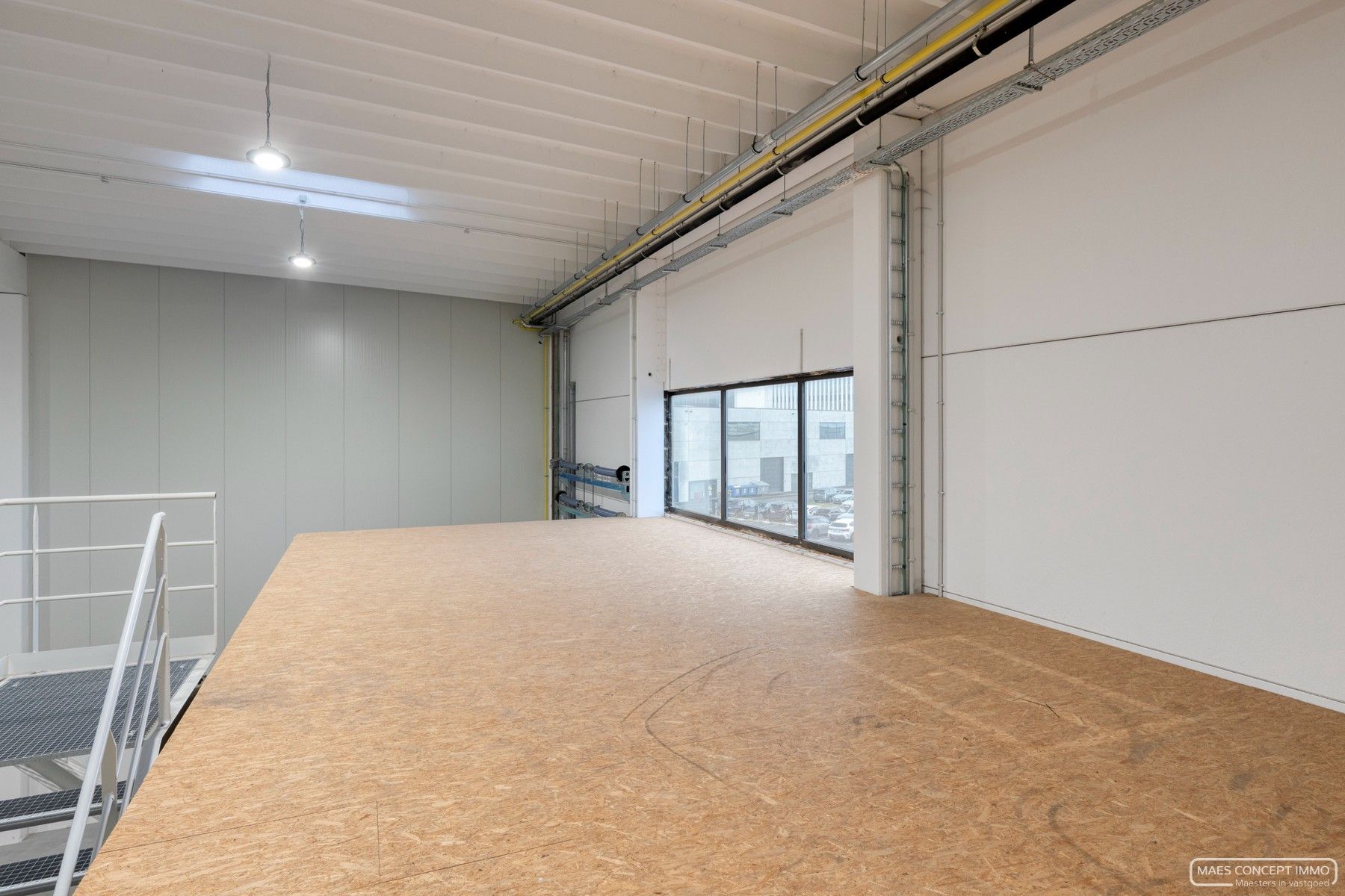 Nieuwbouw magazijn te koop van 1084 m2 bij E17 en Waregem centrum foto 6