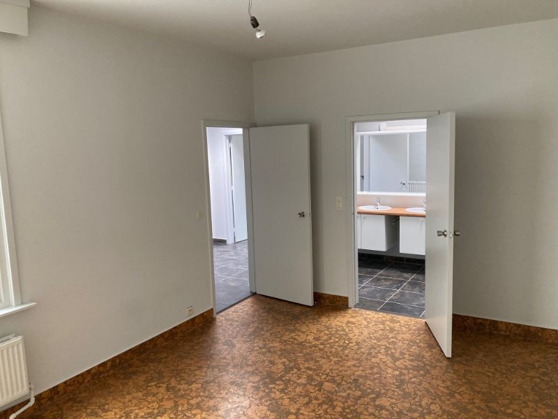 Verzorgde woning met grote tuin te huur nabij Kortrijk foto 14