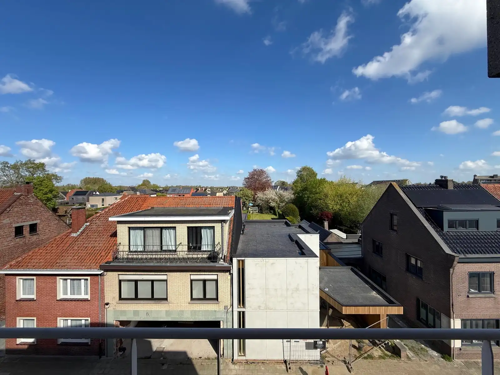 Instapklaar appartement met 2 slaapkamers en terrasje foto 23
