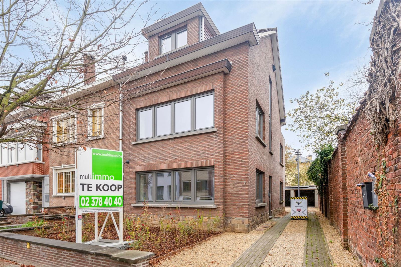 Gerenoveerde duplex (EPC A) met 3 slaapkamers, terras en garage foto 2