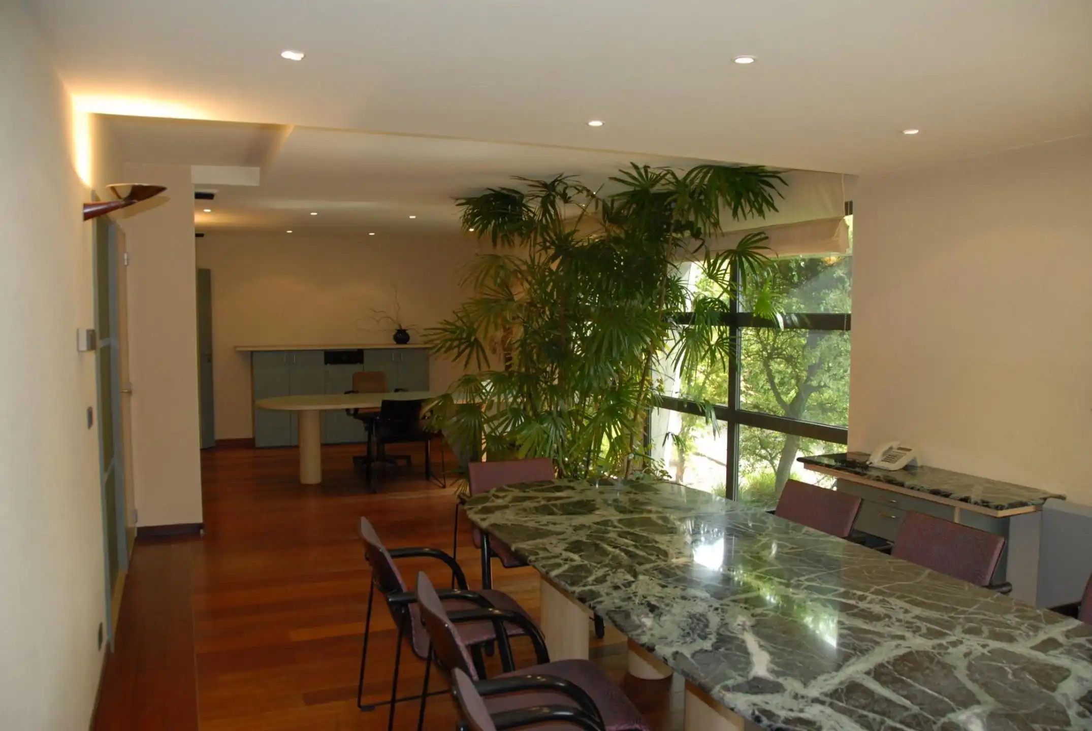 TE HUUR: Mooie kantoorruimte van 288m² foto 12