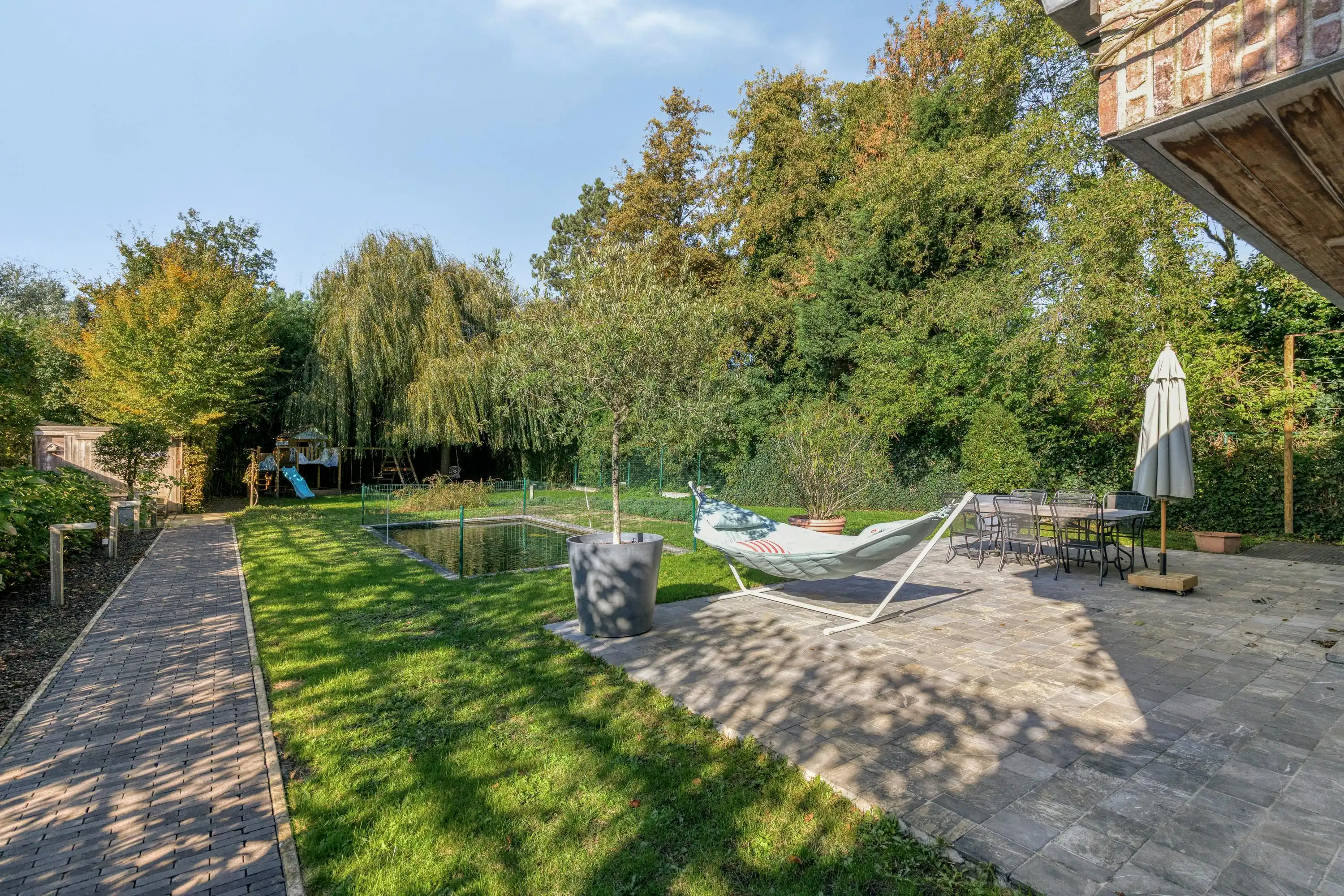 Instapklaar huis met 5 slaapkamers & 2 badkamers in Oostkamp foto 25