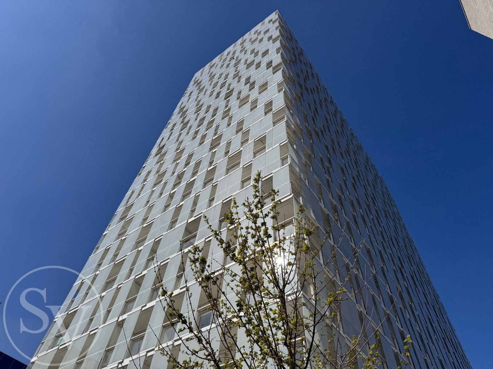 Studentenkamer met terras, kelder en parking. foto 10