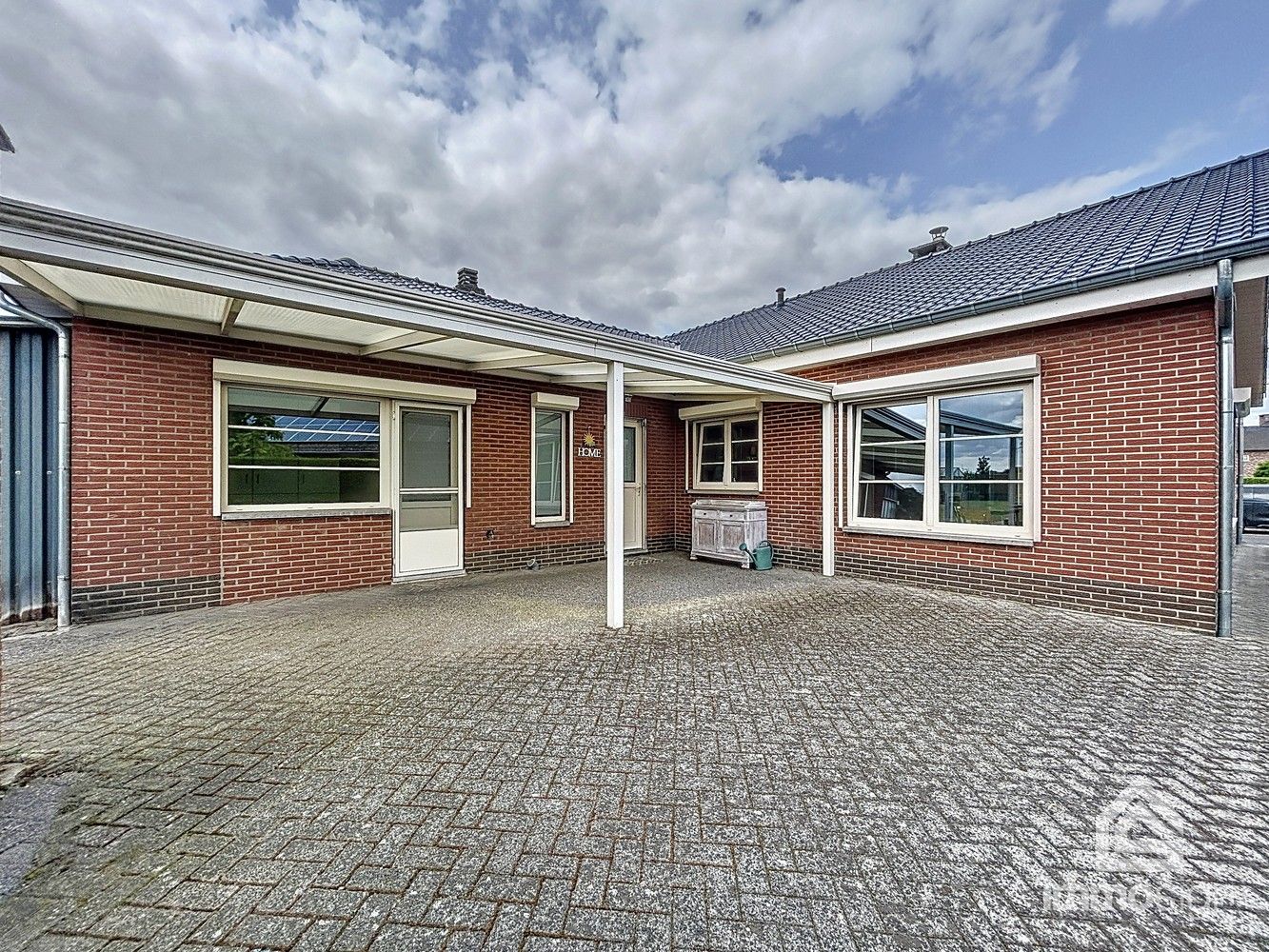Instapklare gelijkvloerse woning (bungalow) op een perceel van 1079 m² met uitzicht over de velden, vlakbij de grens met Nederland foto 27
