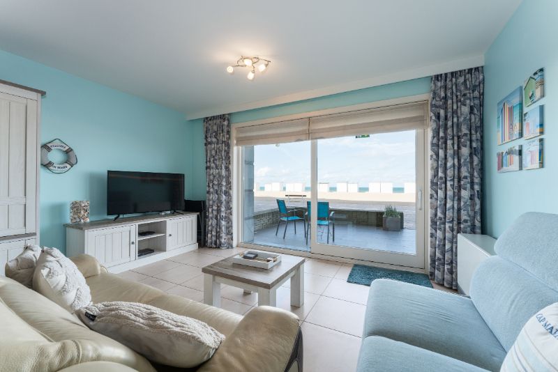 Hoofdfoto van de publicatie: APPARTEMENT OP DE ZEEDIJK IN RECENT GEBOUW