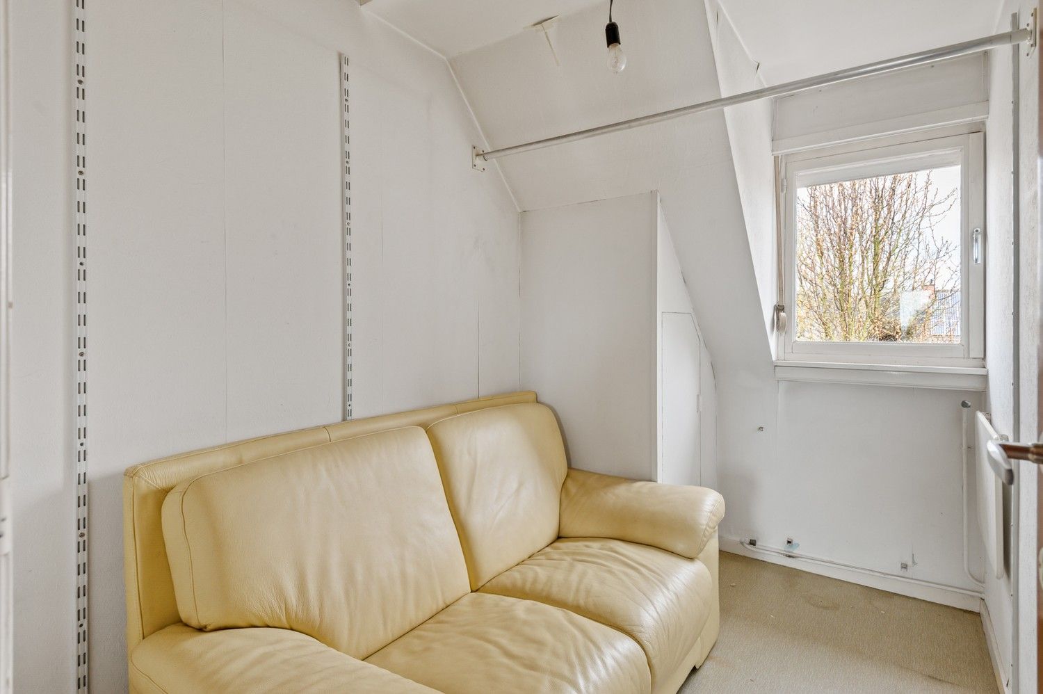 Ruime beletagewoning met 3 slaapkamers en een grote tuin in Wijnegem! foto 13