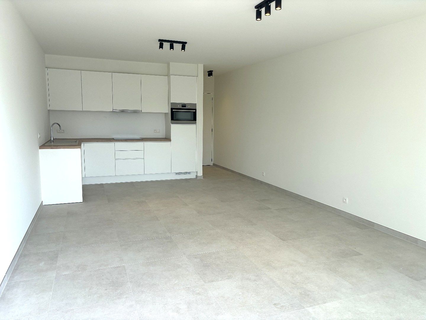 Nieuwbouwappartement met 1 slaapkamer te Sint-Michiels foto 2