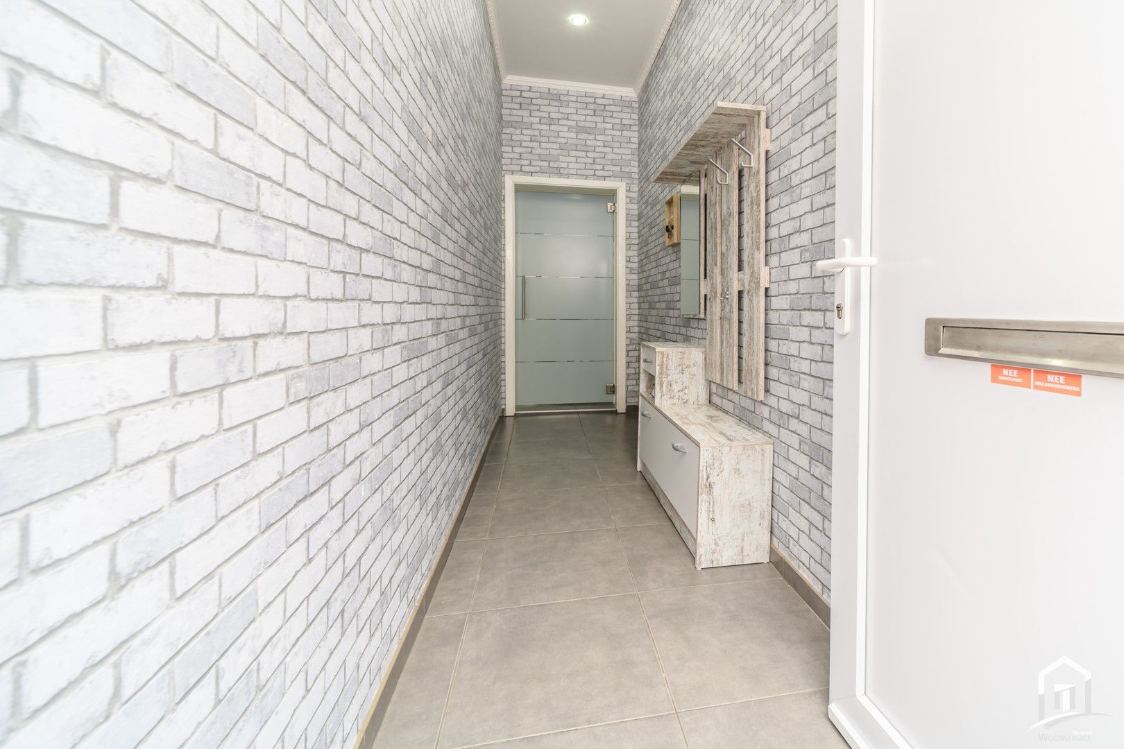 Instapklare, gerenoveerde woning aan de stadsrand van Aalst foto 2