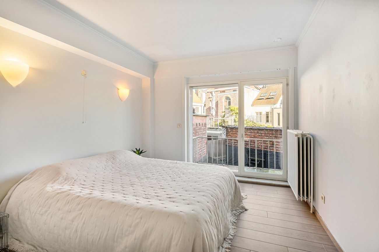 Instapklaar 2-slaapkamer appartement op toplocatie foto 16