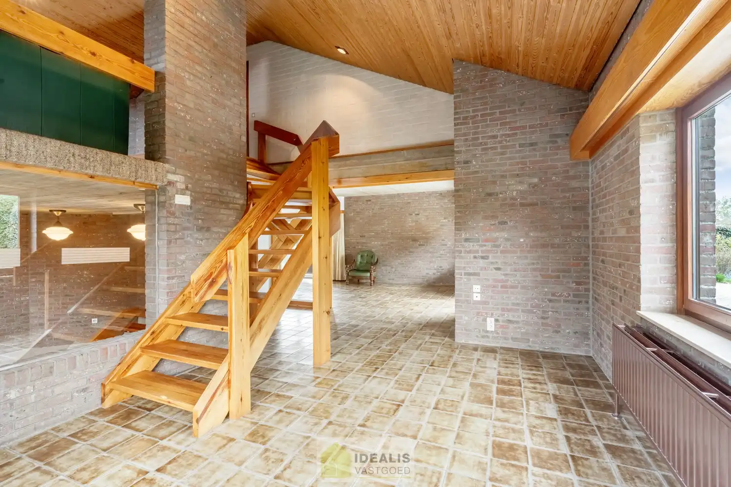 IDEALIS VASTGOED – VERZORGDE GEZINSWONING MET 2 SLAAPKAMERS (MOGELIJKHEID TOT MEER) OP AANGENAAM PERCEEL VAN 11A 28CA foto 14