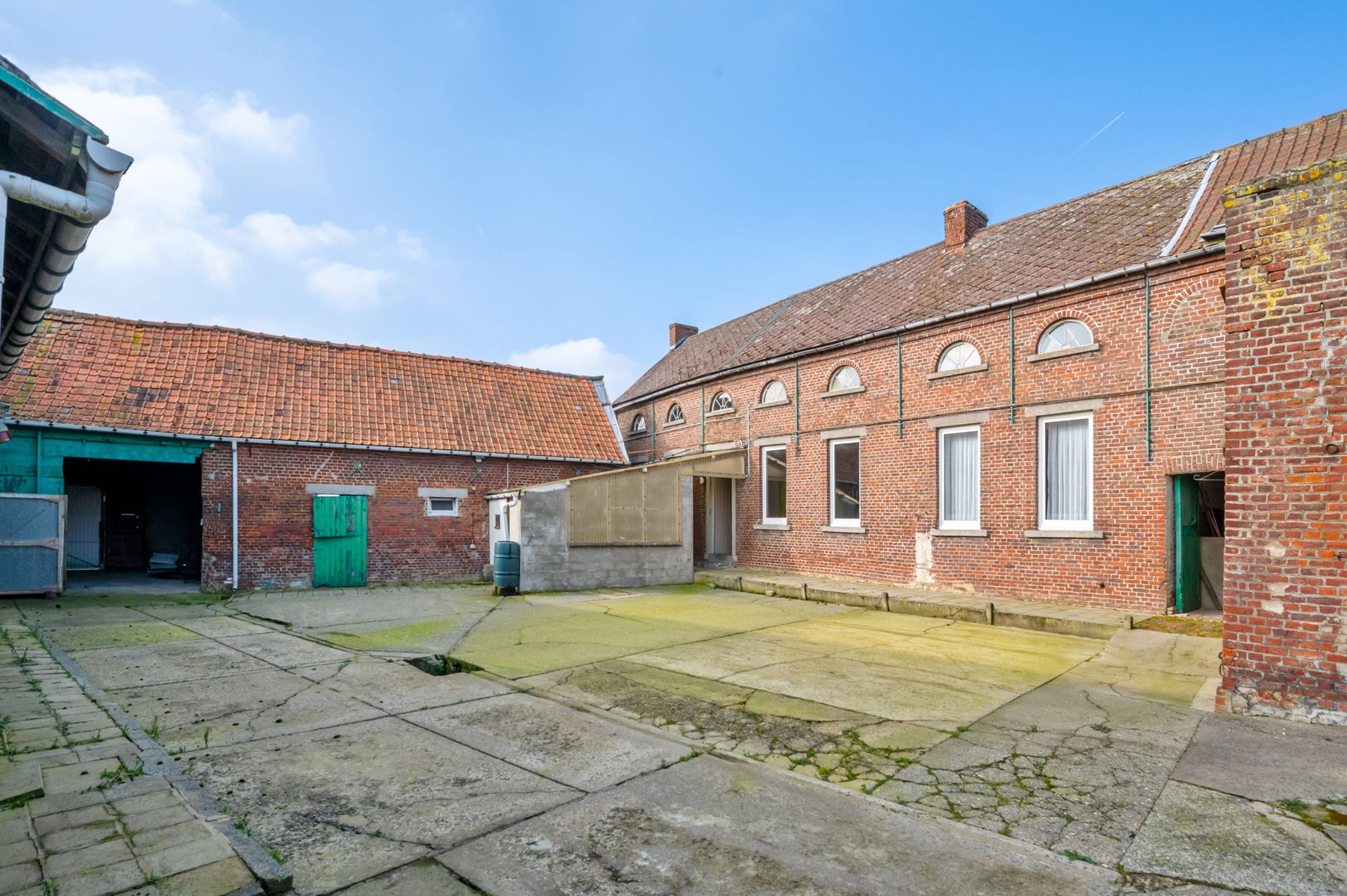 Hoeve + boomgaarden voor Para-agrarisch gebruik! foto 14