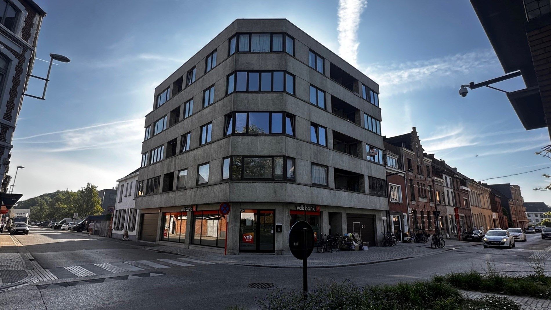 Appartement met lift in het centrum van Lokeren foto {{pictureIndex}}