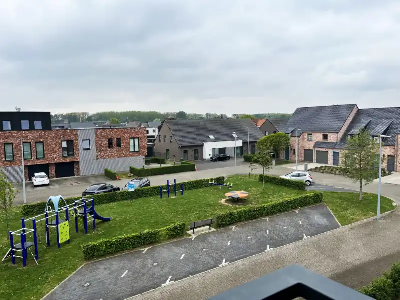 Ruim en lichtrijk appartement met garage op rustige, centrale ligging foto 16