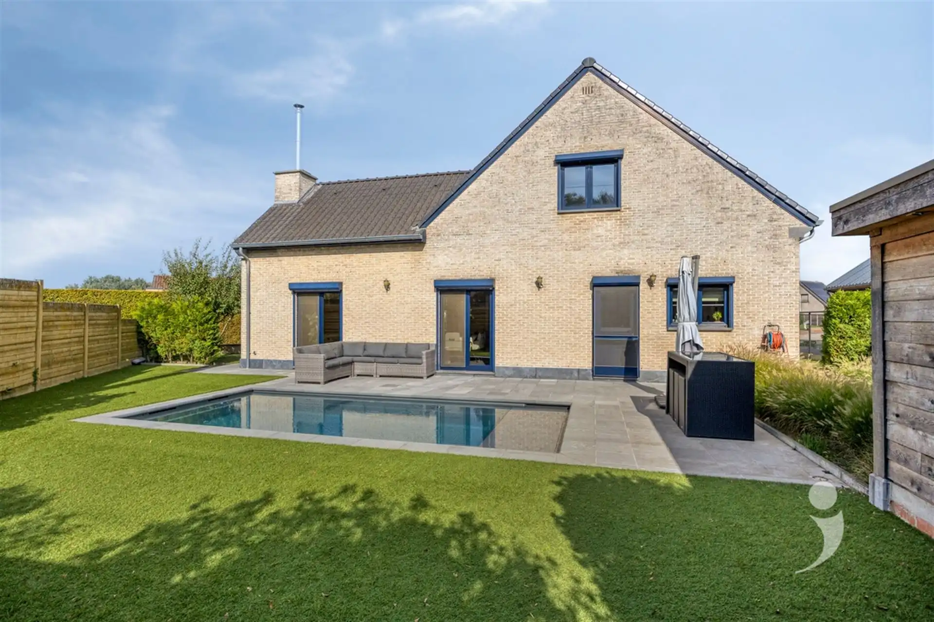 Prachtige villa met hoogwaardige afwerking foto 43