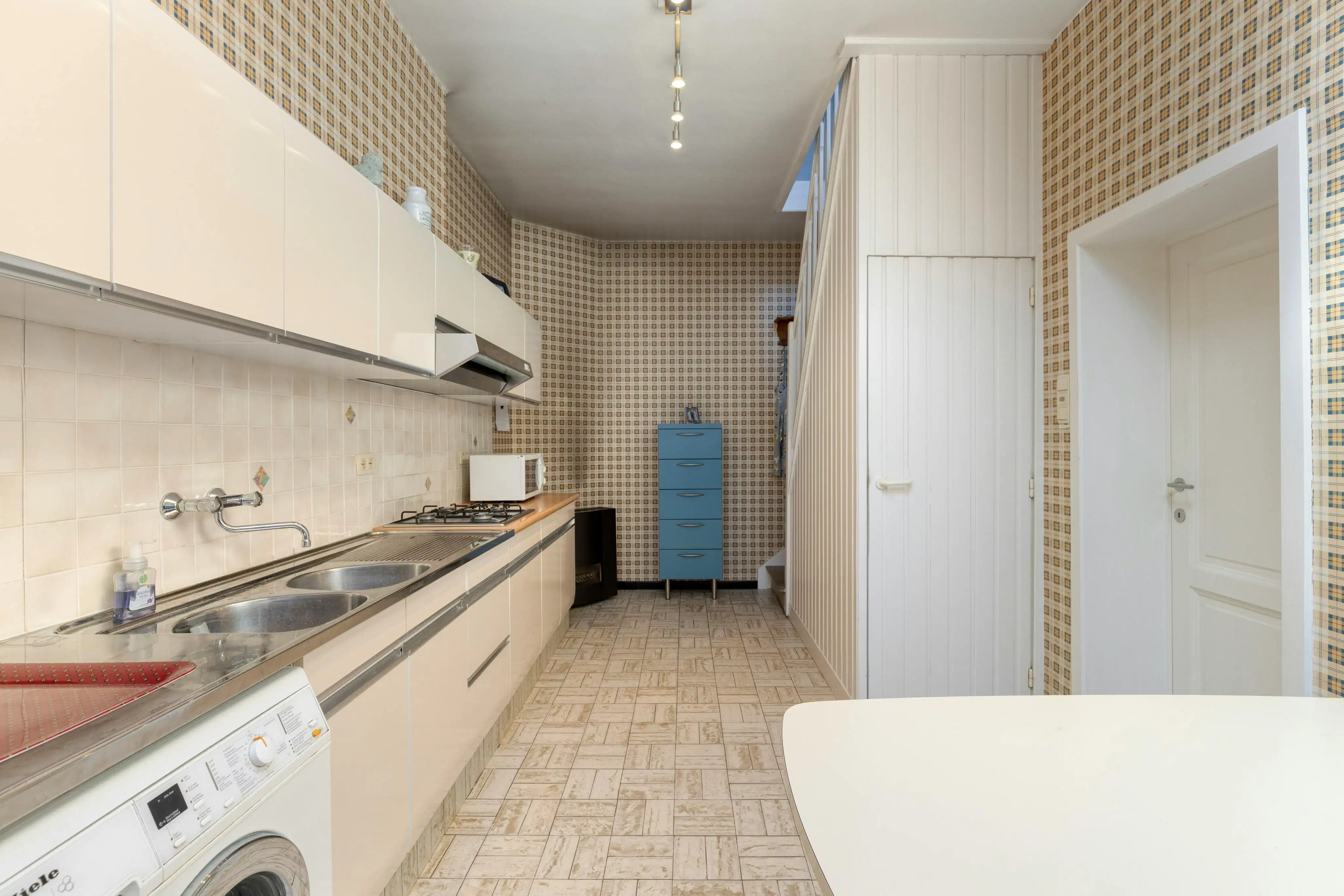 Herenwoning met 3 slaapkamers in het centrum van Veurne. foto 15