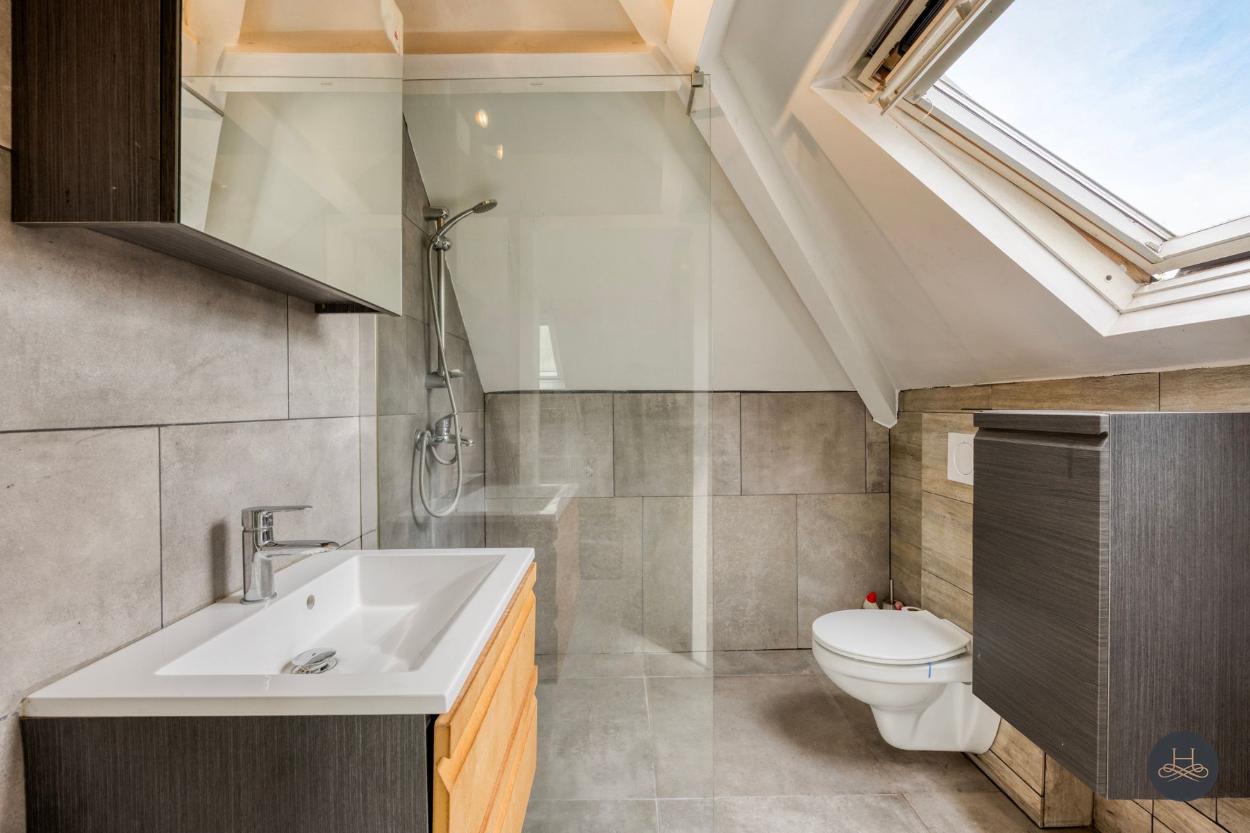 Hoogwaardig afgewerkte, ruime gezinswoning op toplocatie foto 22