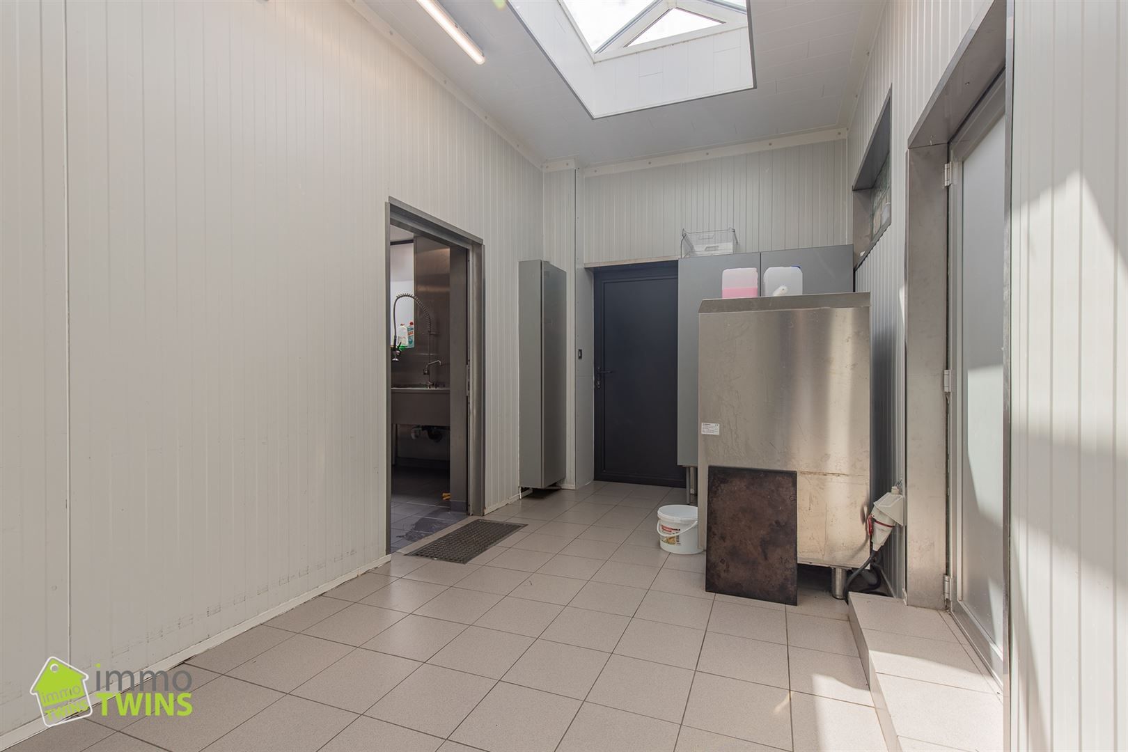 Veelzijdige woning met commerciële ruimte in hartje Zogge foto 24