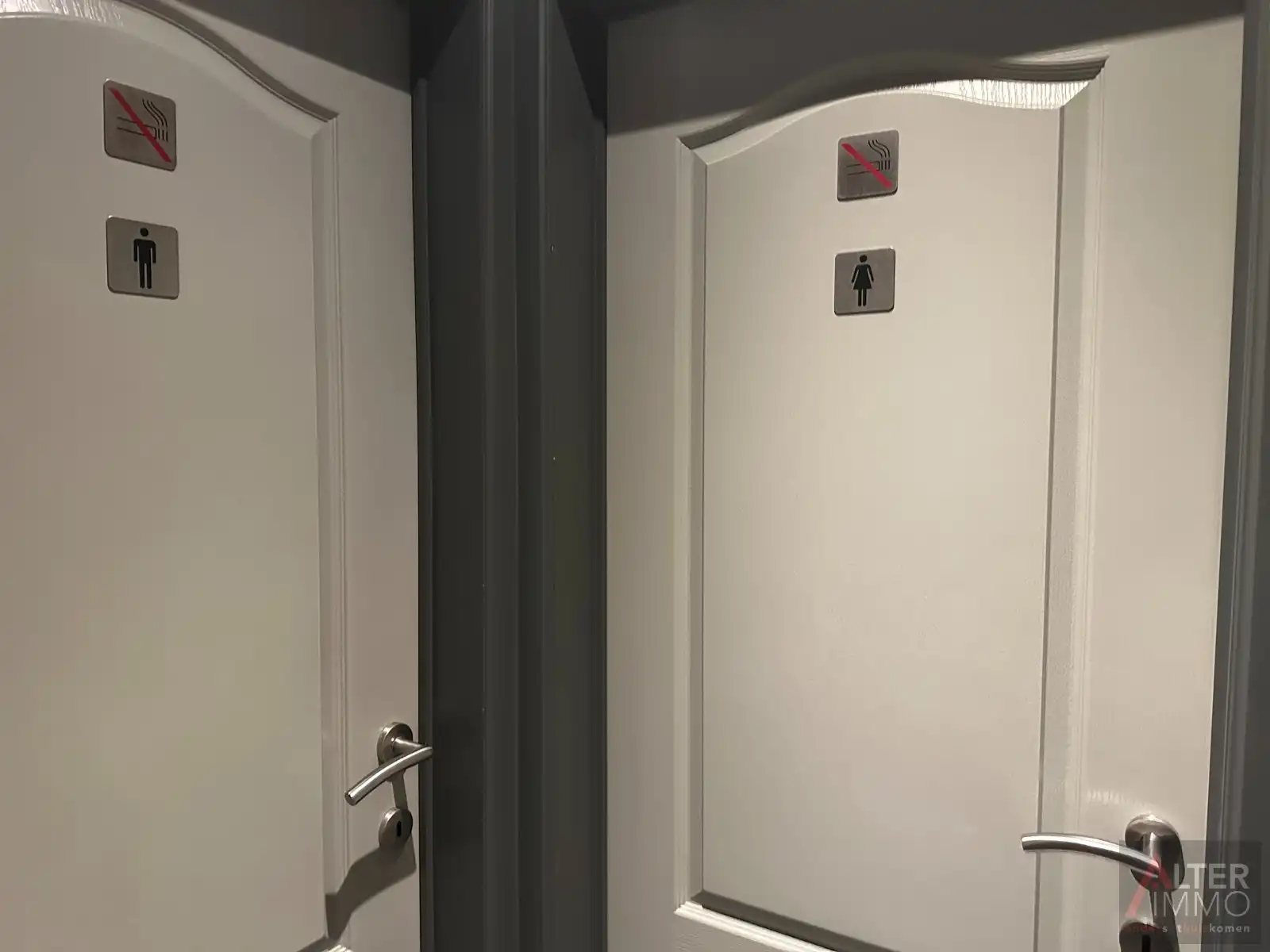 Gekend en centraal gelegen dorpscafé voor onmiddellijke opstart! foto 14