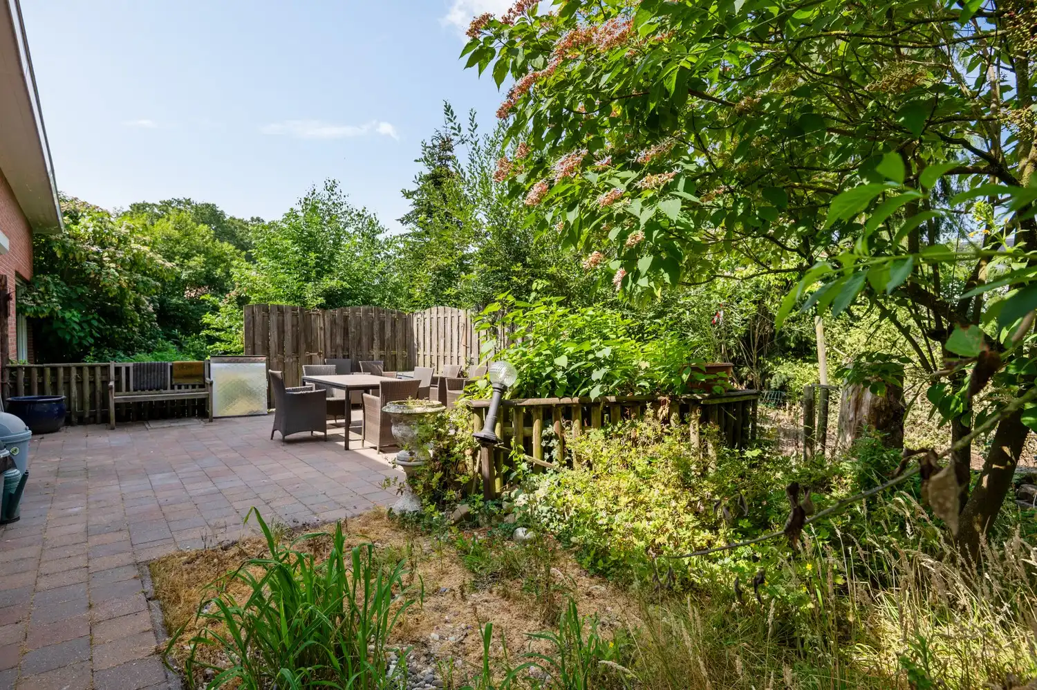 Te renoveren, alleenstaande laagbouwwoning met 3 slaapkamers op fantastisch perceel in Kalmthout! foto 15