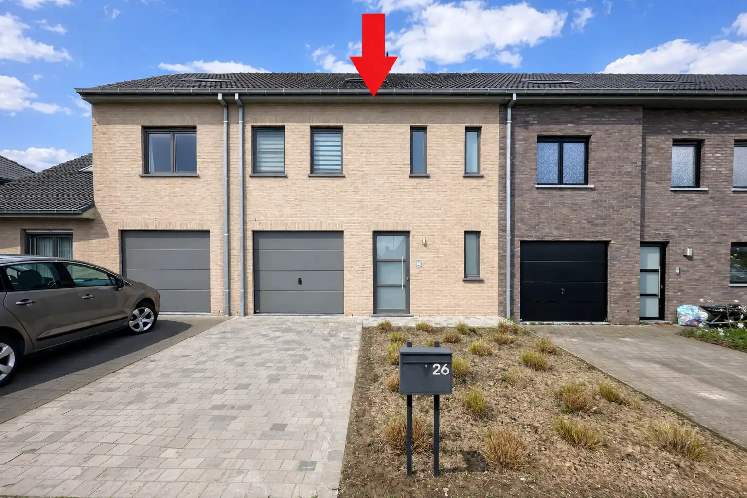 Recente energiezuinige woning met 3/4 slaapkamers, garage en gezellige tuin, Lichtervelde foto {{pictureIndex}}