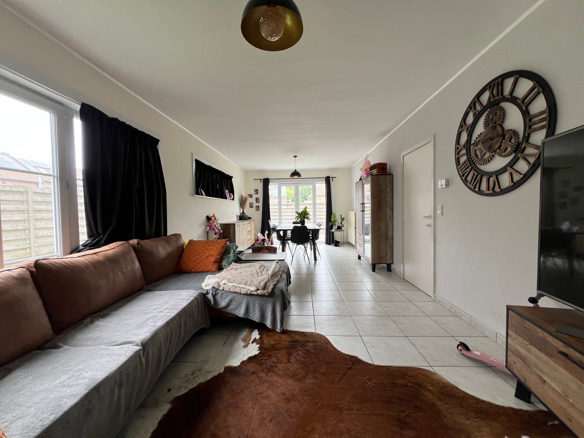 Instapklare woning met 3 ruime slaapkamers en garage. foto 3