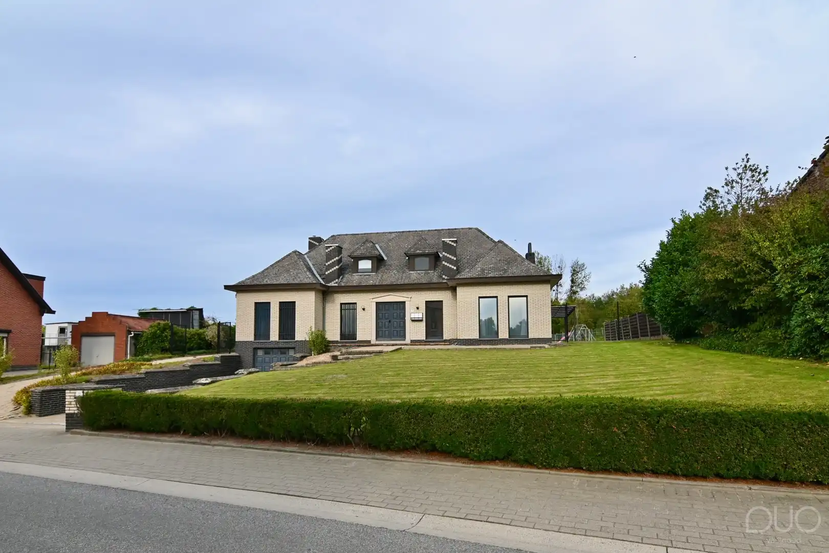 Ruime open bebouwing met veel potentieel (ook als kangoeroewoning) op een groot perceel van 15a95ca in Wellen foto 2