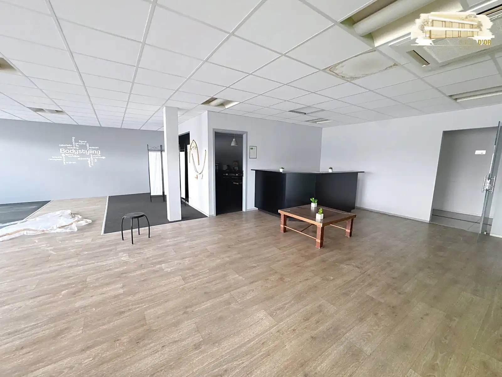 Ruime polyvalente kantoorruimte op topligging in Schoten foto 8