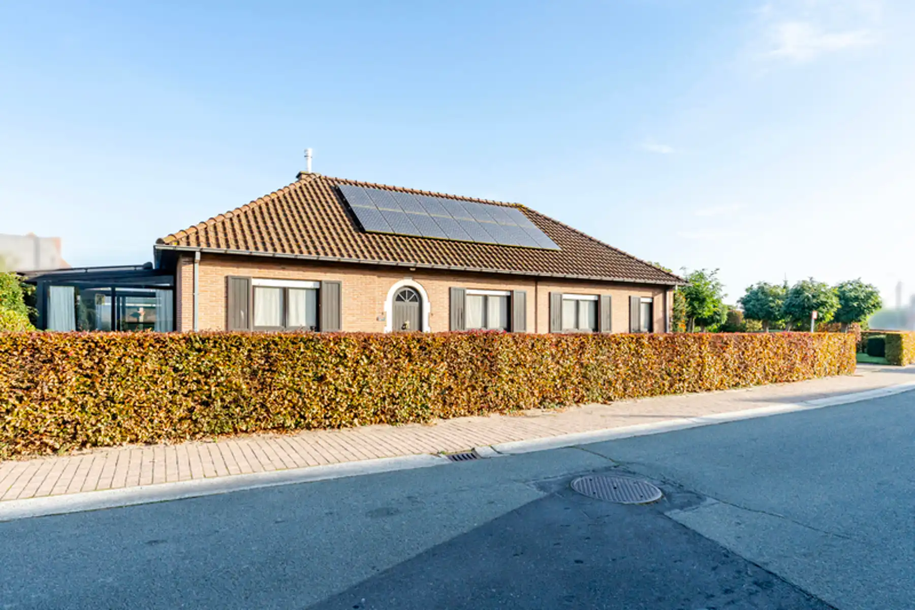 Vrijstaande woning op ruim perceel foto 22