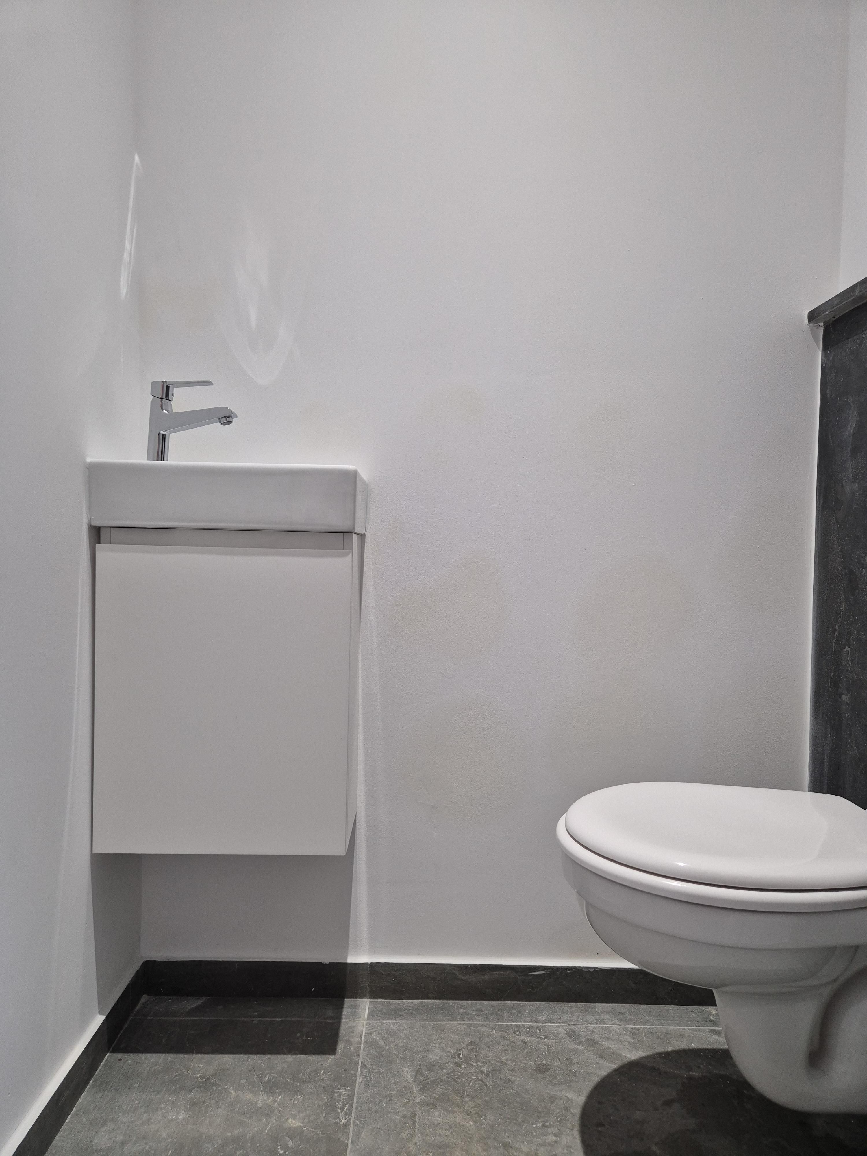 Leuke gerenoveerde woning met 4 slaapkamers en tuin foto 5