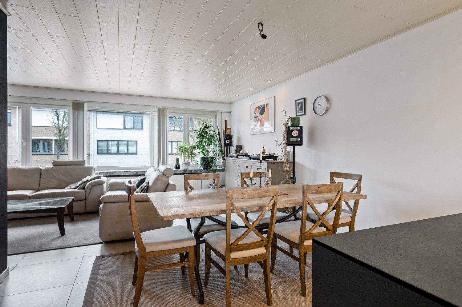 Recent gerenoveerde bel-etage&nbsp;met 3 slaapkamers te koop in Hoevenen! foto 6