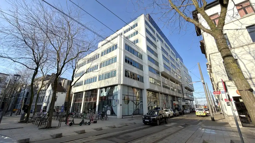 Kantoor met faciliteiten te huur in The Beacon Antwerpen foto 17