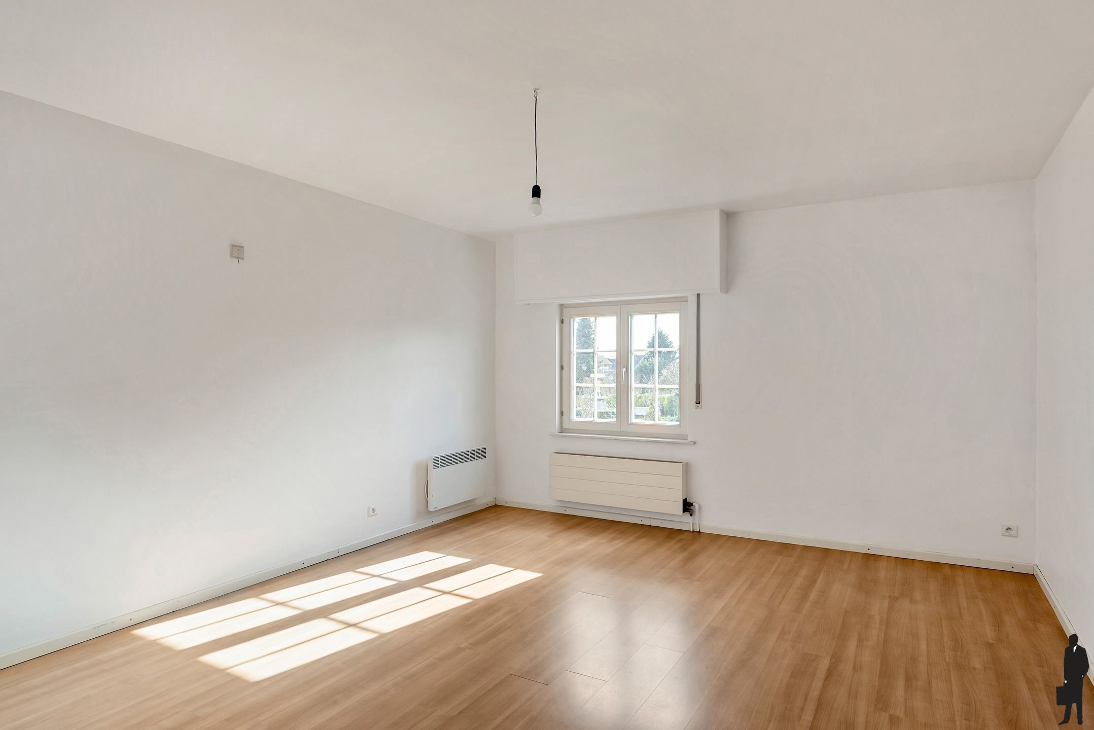 Riante villa met 4 slpk. op perceel van 2.543m²  foto 18