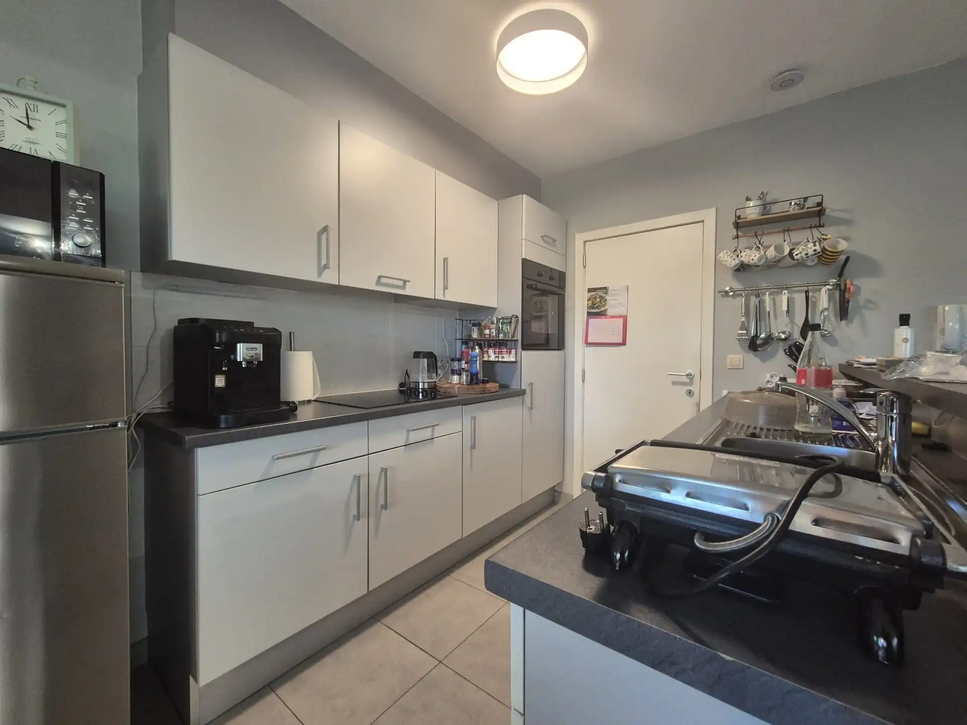 Ruim gelijkvloers villa appartement gelegen in afgesloten residentie.  foto 8