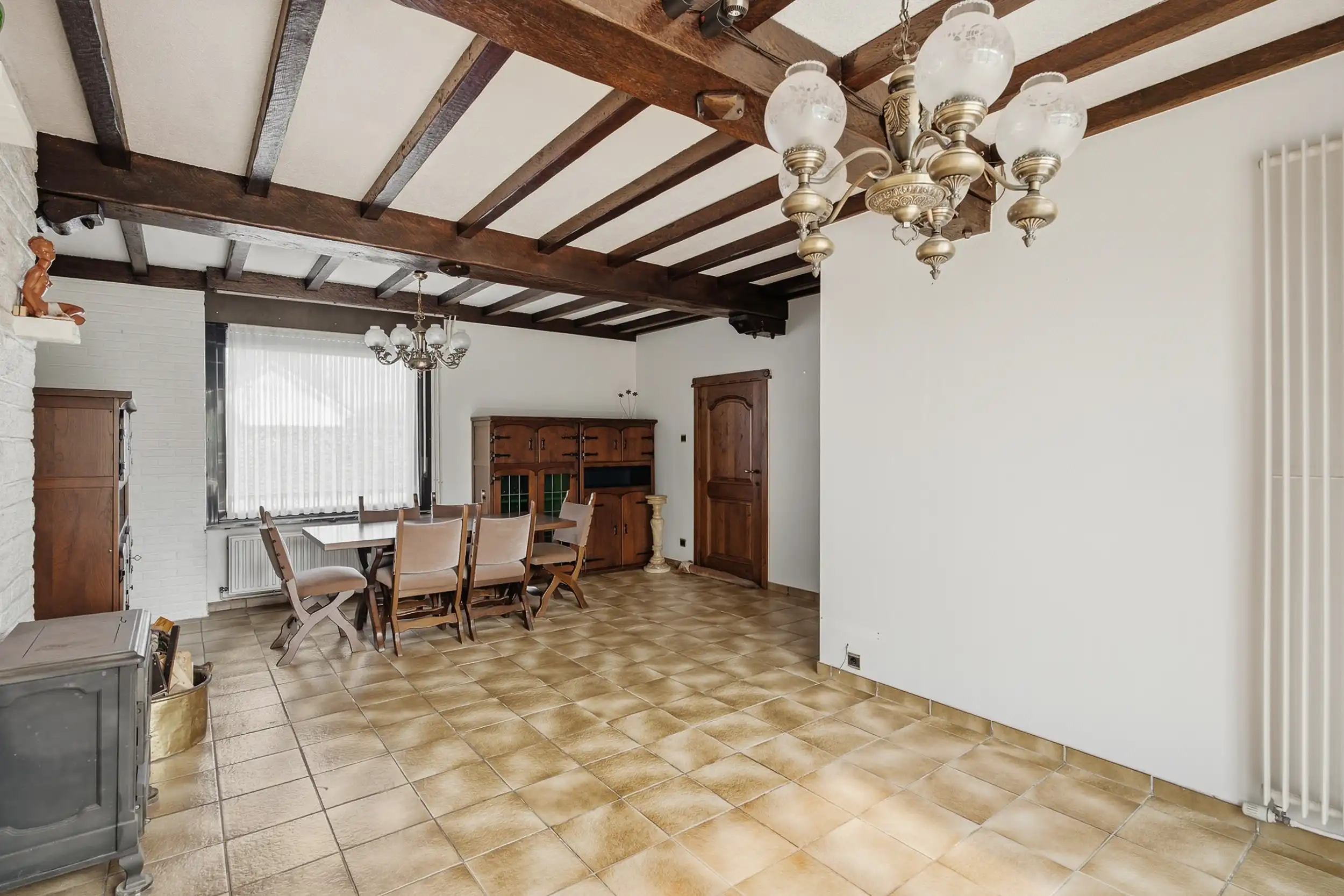 Te renoveren woning met tal van mogelijkheden foto 15