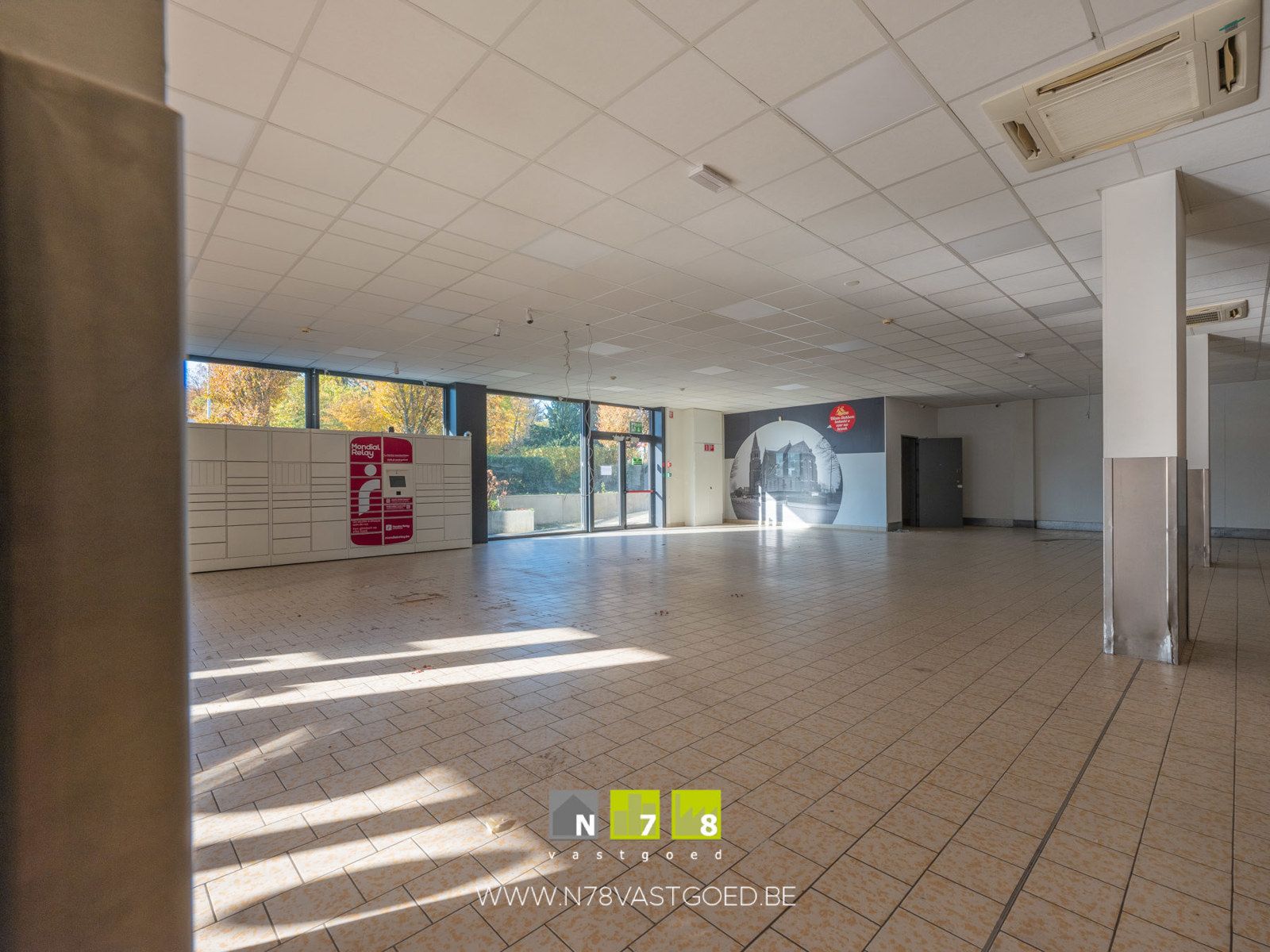 Commerciële ruimte te huur foto 8